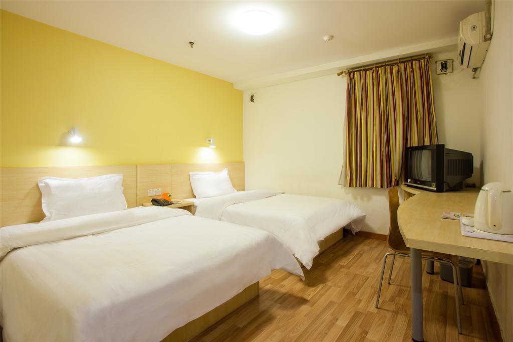 Hotel 7Days Inn Shanghai Railway Station Shanghai