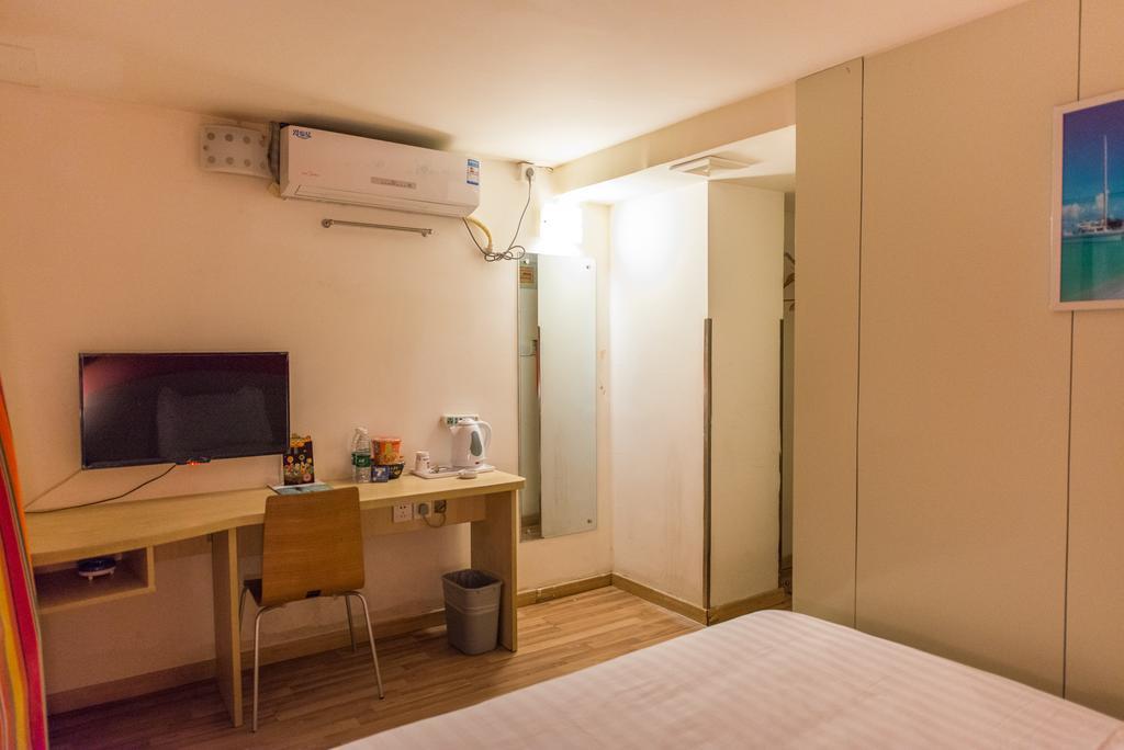 Hotel 7Days Inn Shanghai Railway Station